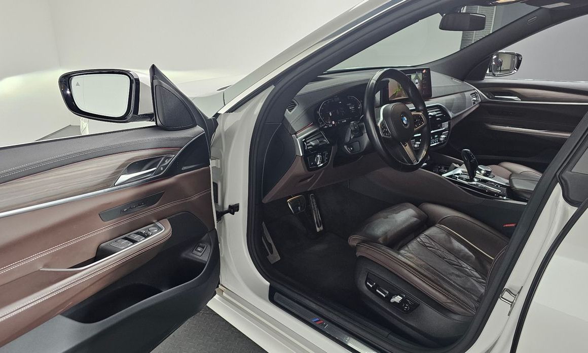BMW Gran Turismo 2021