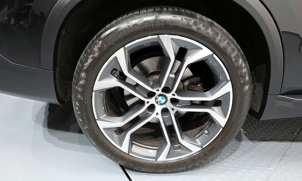 BMW X5 2021