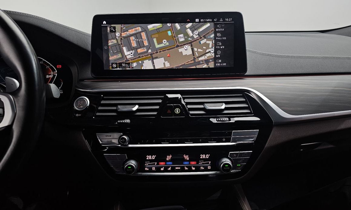 BMW Gran Turismo 2021