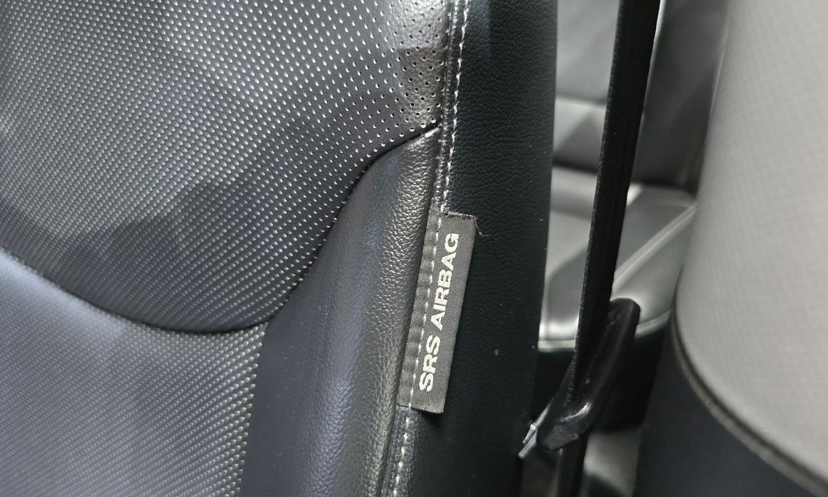 Hyundai AVANTE 2013