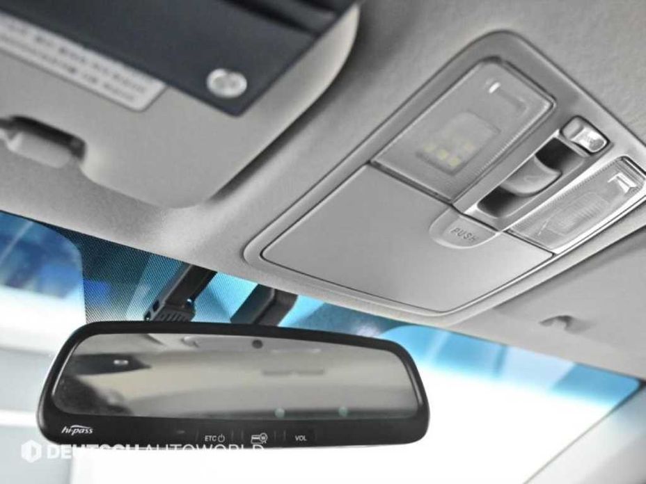 Hyundai AVANTE 2013