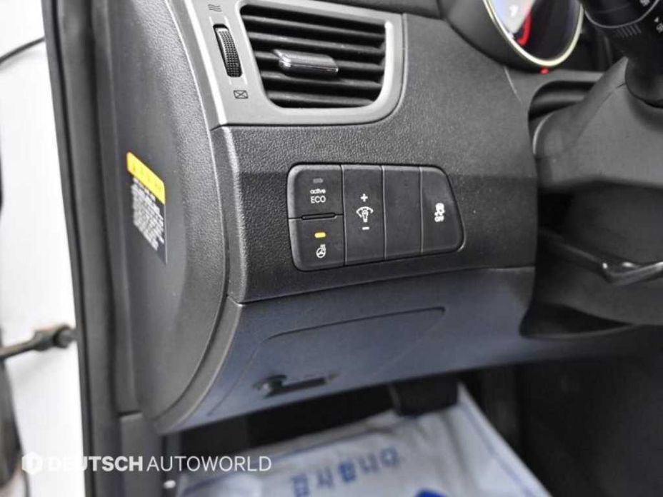 Hyundai AVANTE 2013