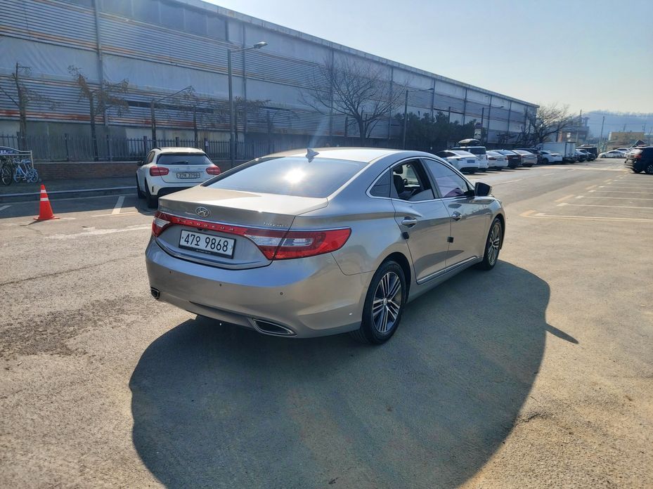 Hyundai Grandeur 2014
