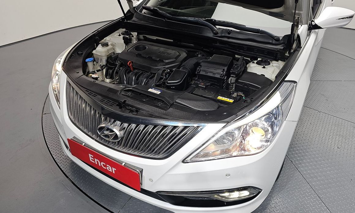 Hyundai Grandeur 2016