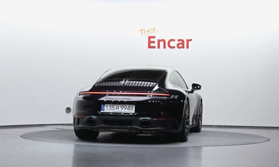 Porsche 911 2024