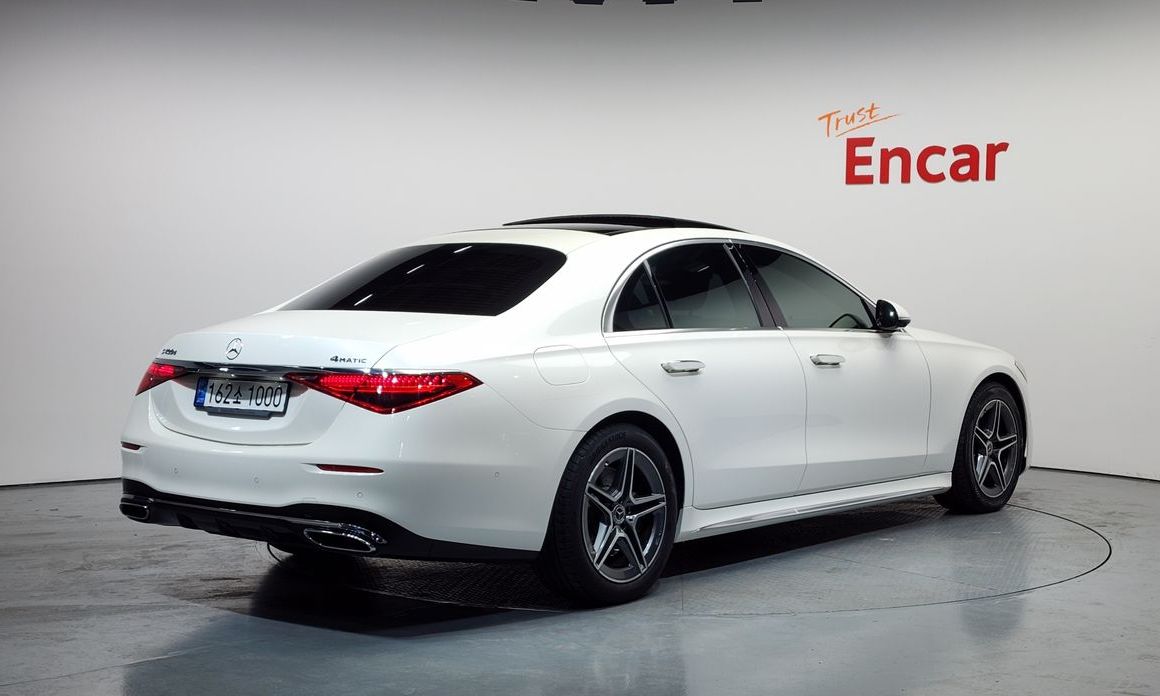 Mercedes-Benz S-Class 2022