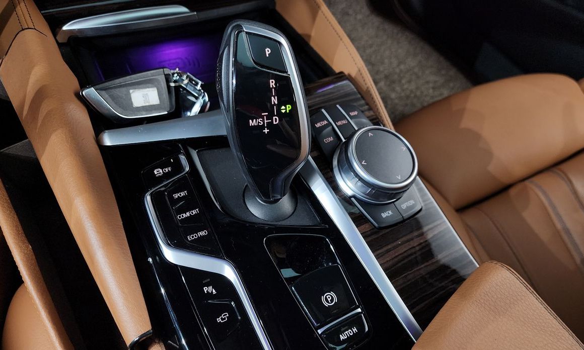 BMW 5-Series 2021