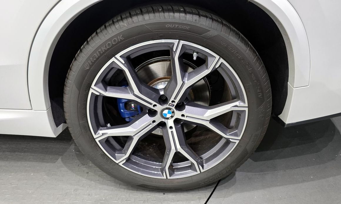 BMW X5 2023