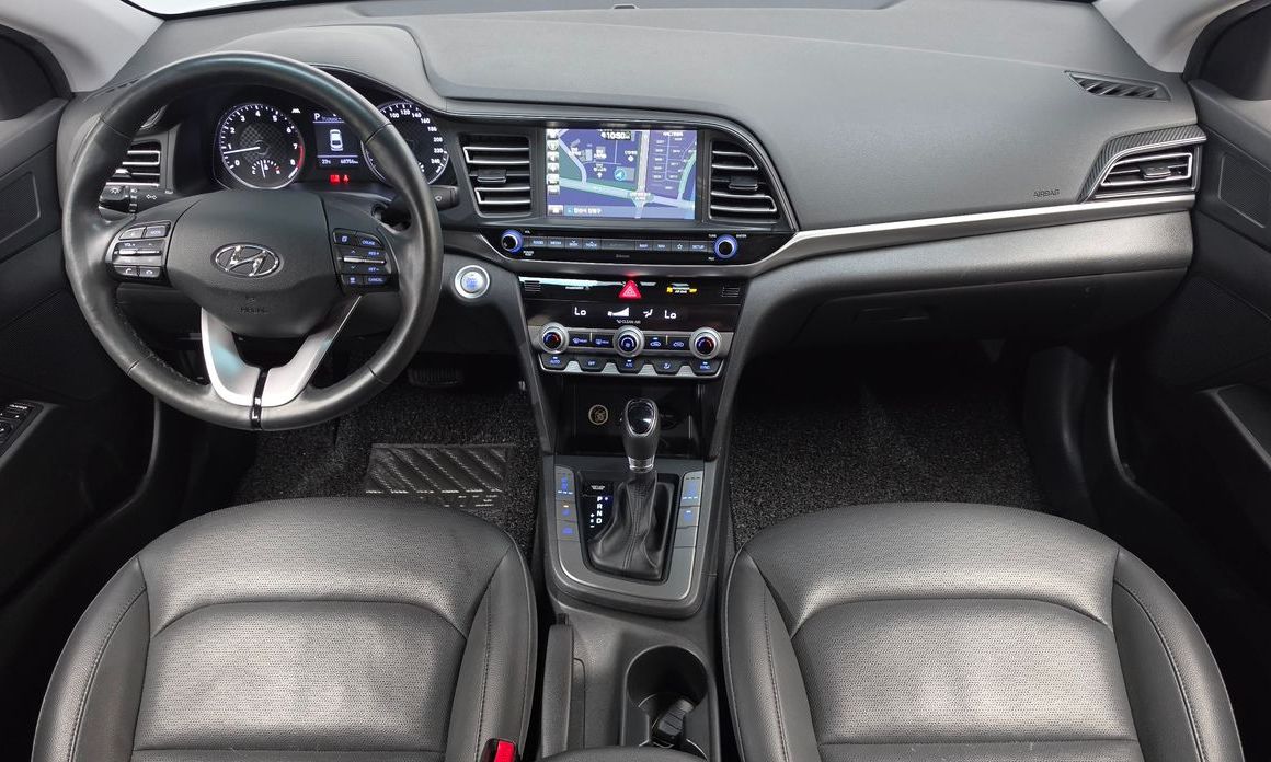 Hyundai AVANTE 2020
