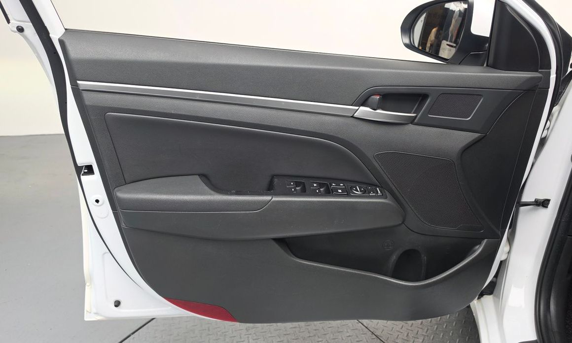 Hyundai AVANTE 2020