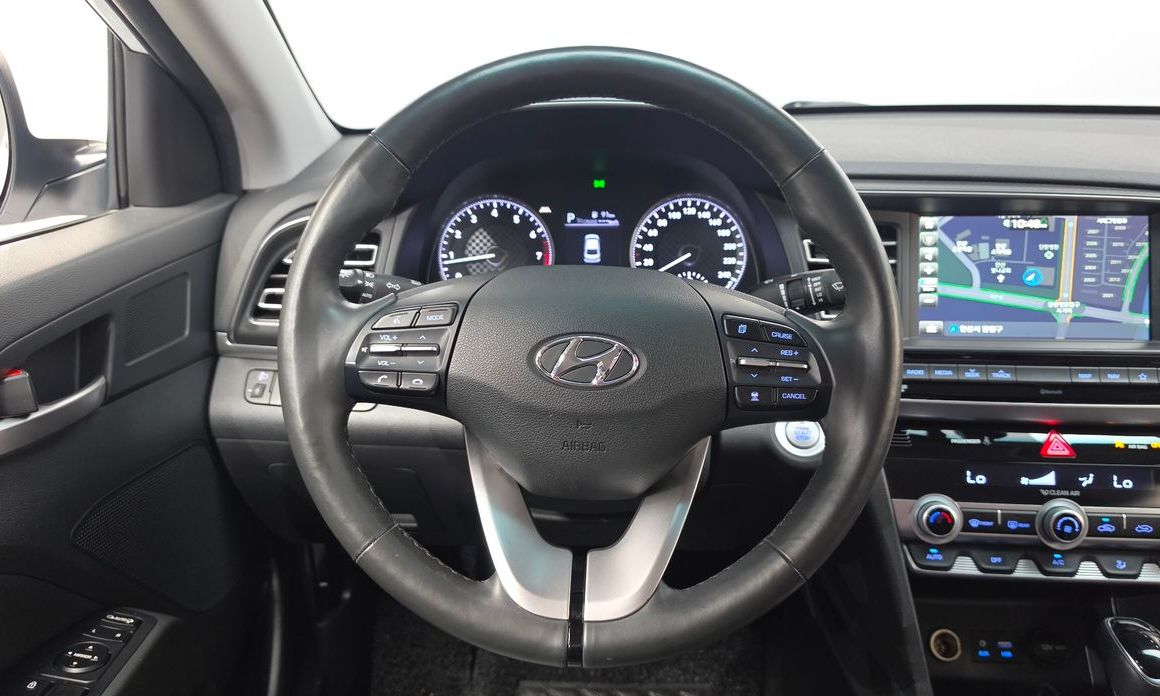 Hyundai AVANTE 2020