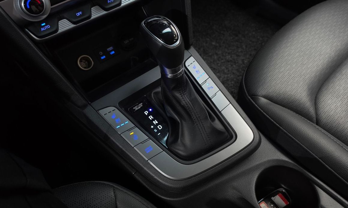 Hyundai AVANTE 2020