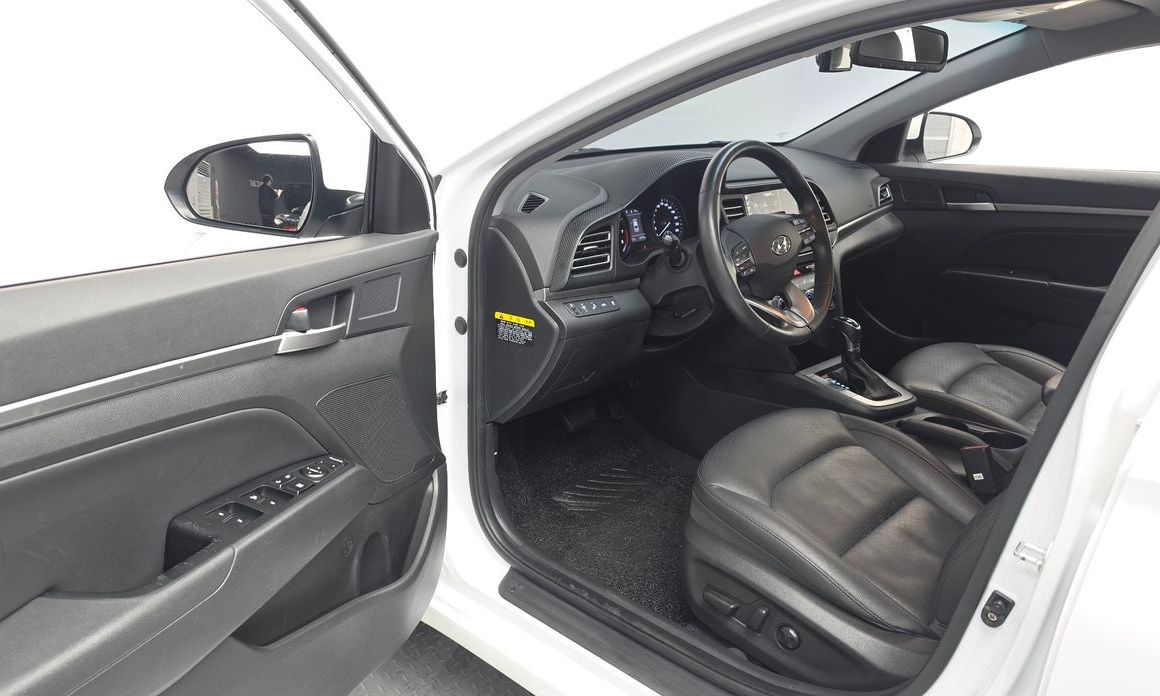 Hyundai AVANTE 2020