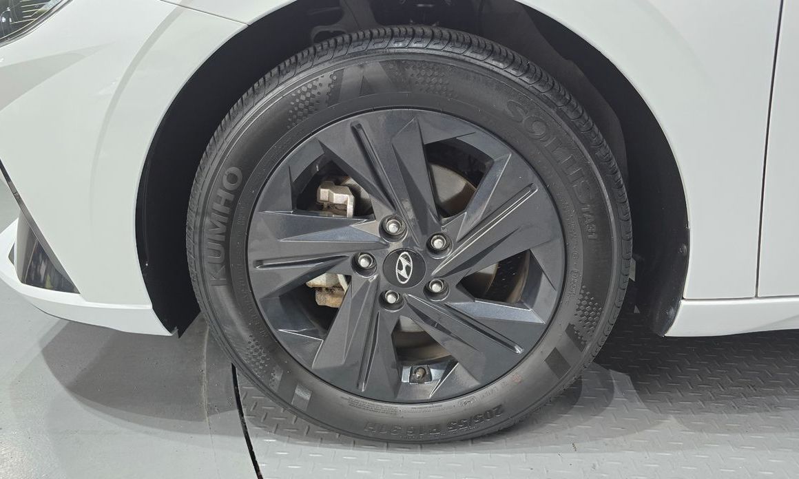 Hyundai AVANTE 2023