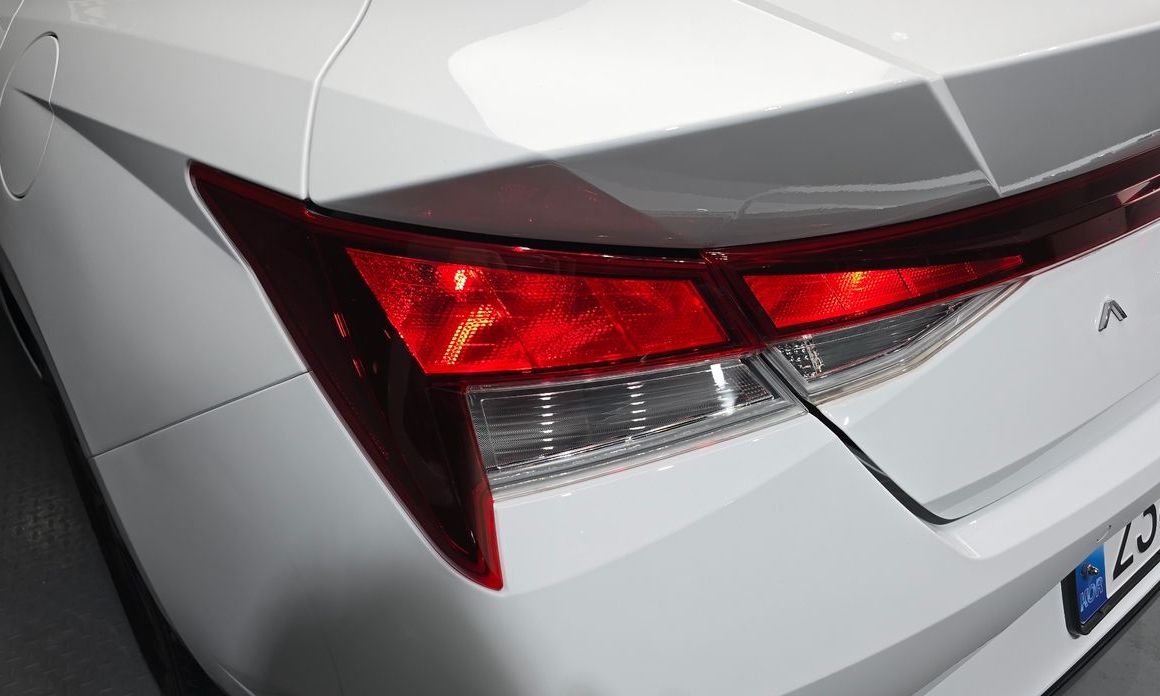 Hyundai AVANTE 2023