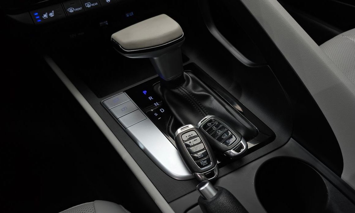 Hyundai AVANTE 2023