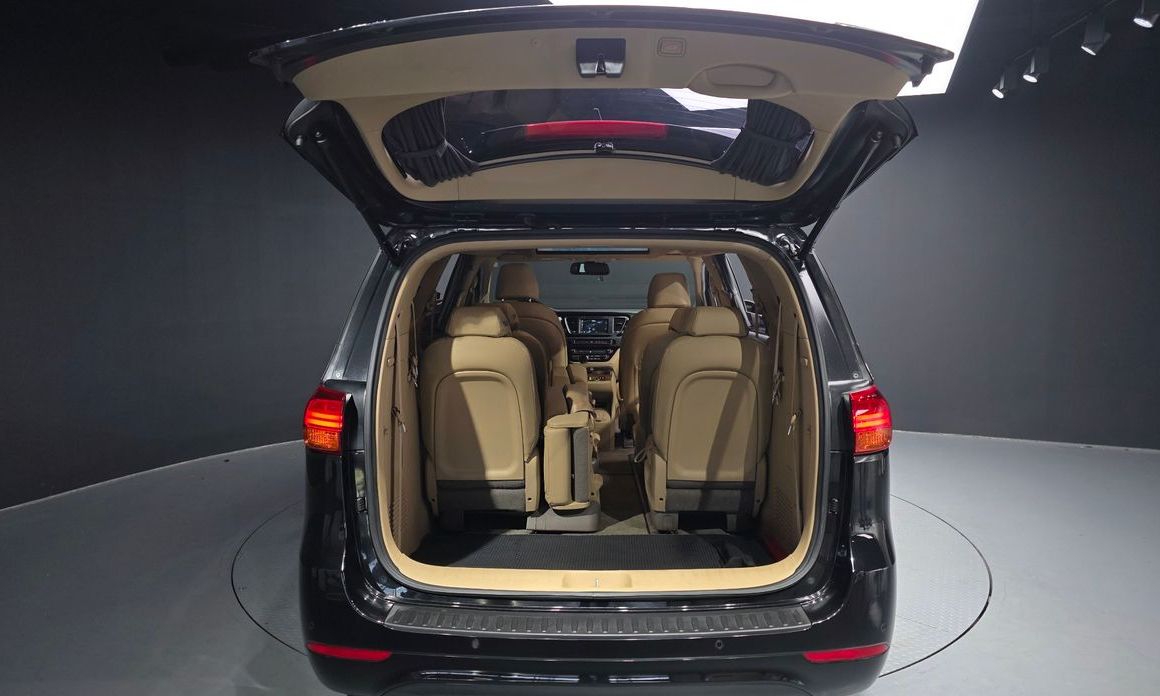 Kia Canival 2015