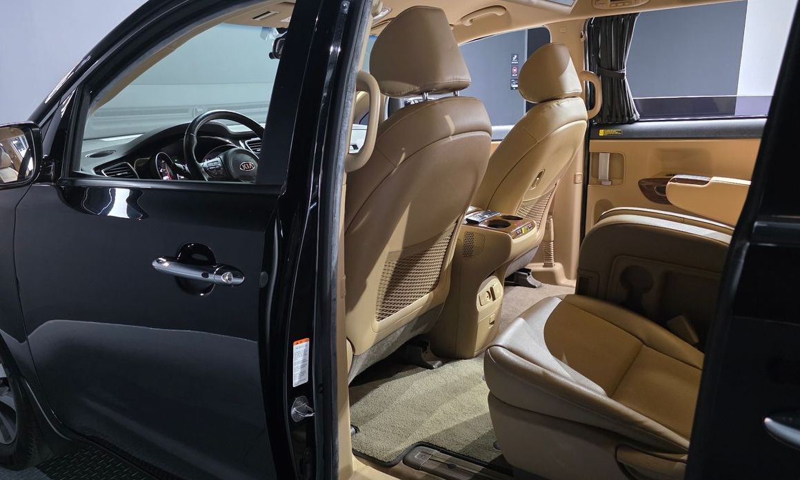 Kia Canival 2015