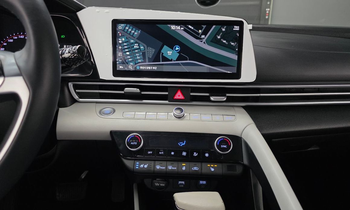 Hyundai AVANTE 2021