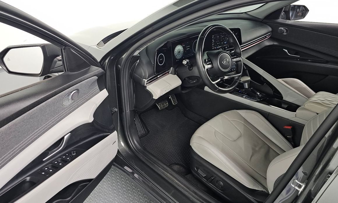 Hyundai AVANTE 2021