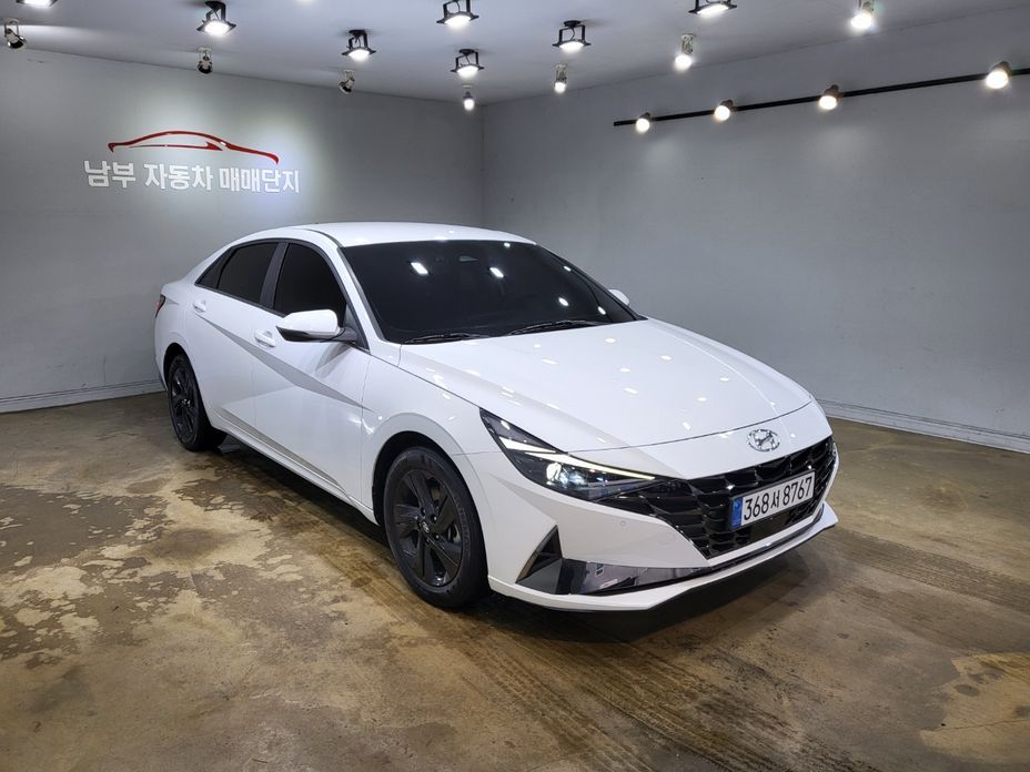 Hyundai AVANTE 2021