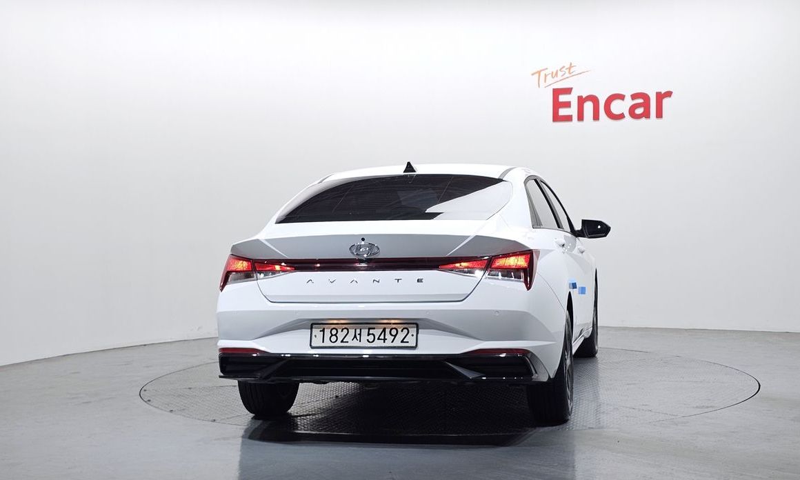 Hyundai AVANTE 2023