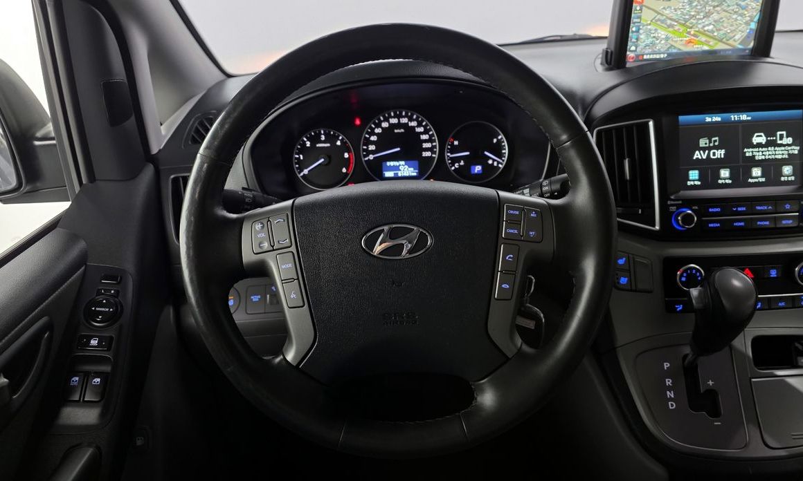 Hyundai Starex 2021