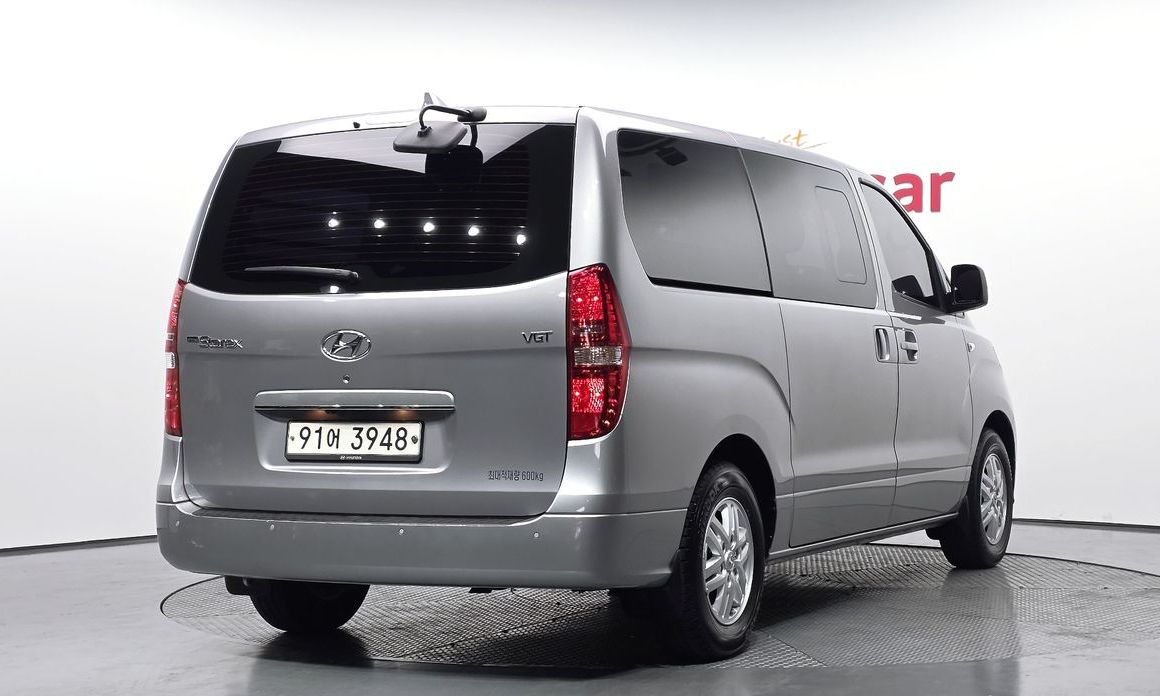 Hyundai Starex 2021