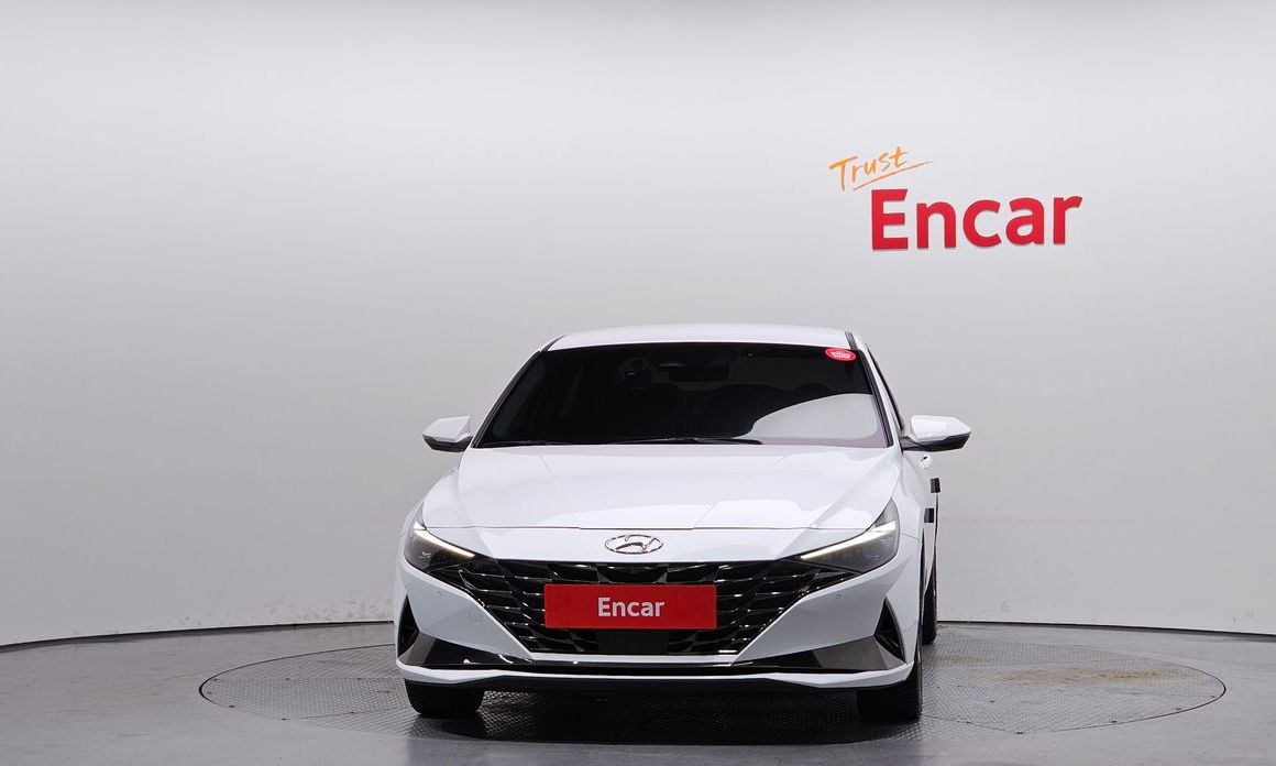 Hyundai AVANTE 2021