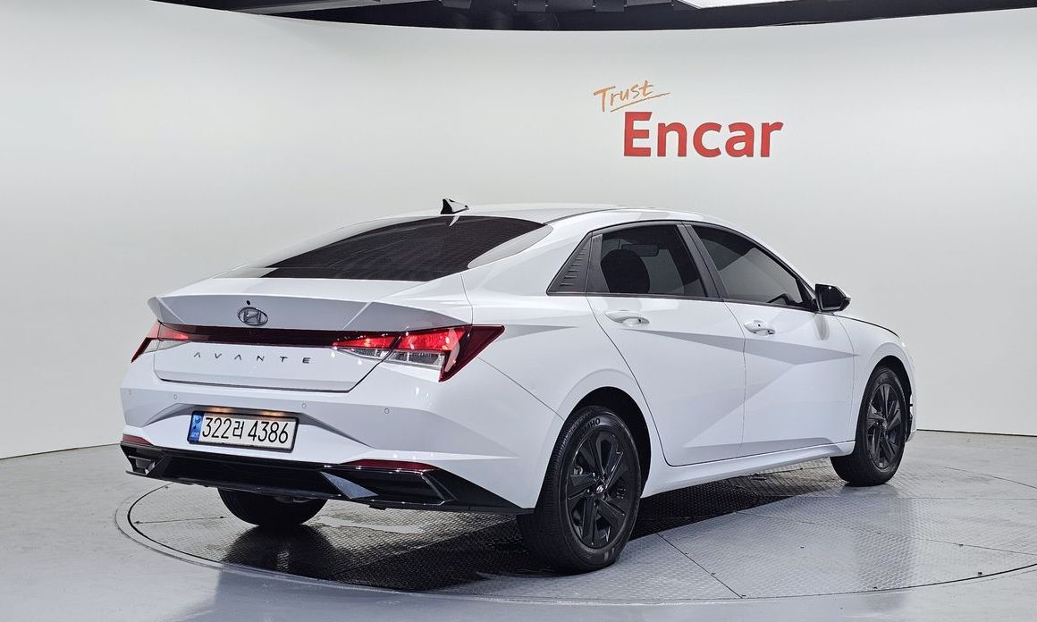 Hyundai AVANTE 2023