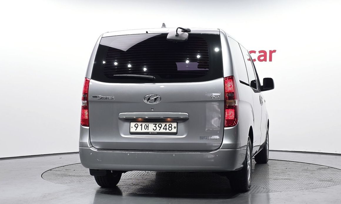 Hyundai Starex 2021