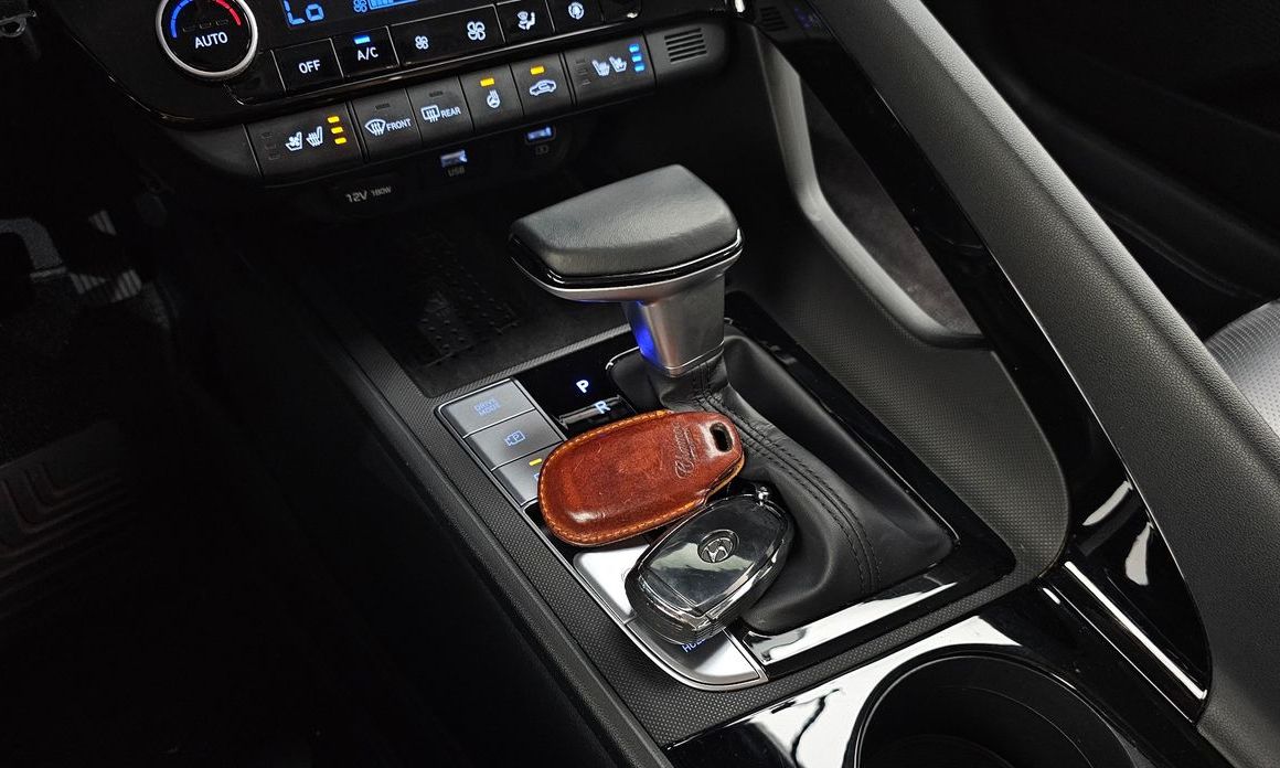 Hyundai AVANTE 2021