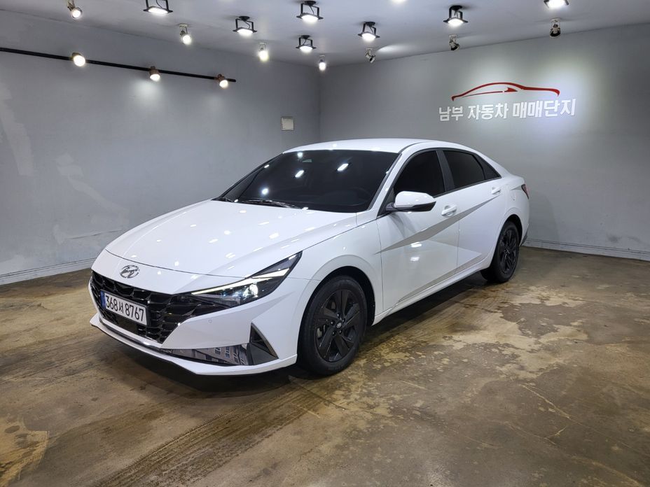 Hyundai AVANTE 2021