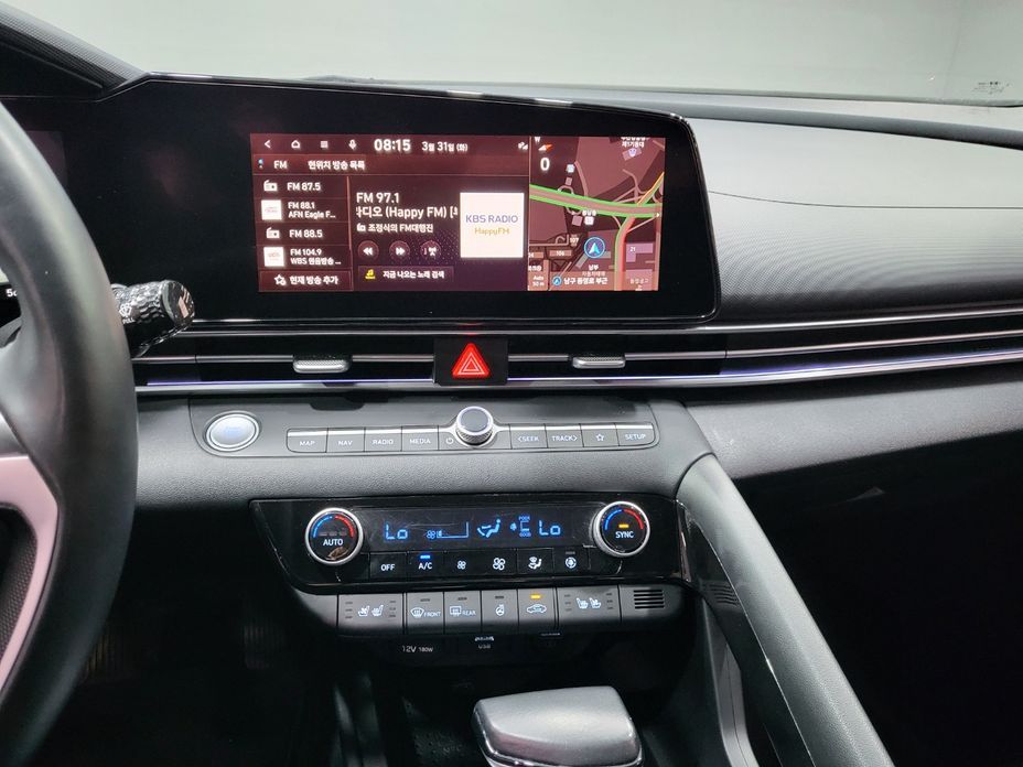 Hyundai AVANTE 2021