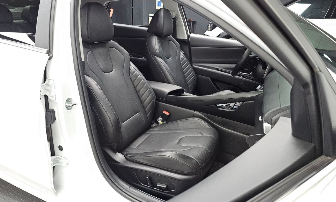 Hyundai AVANTE 2024