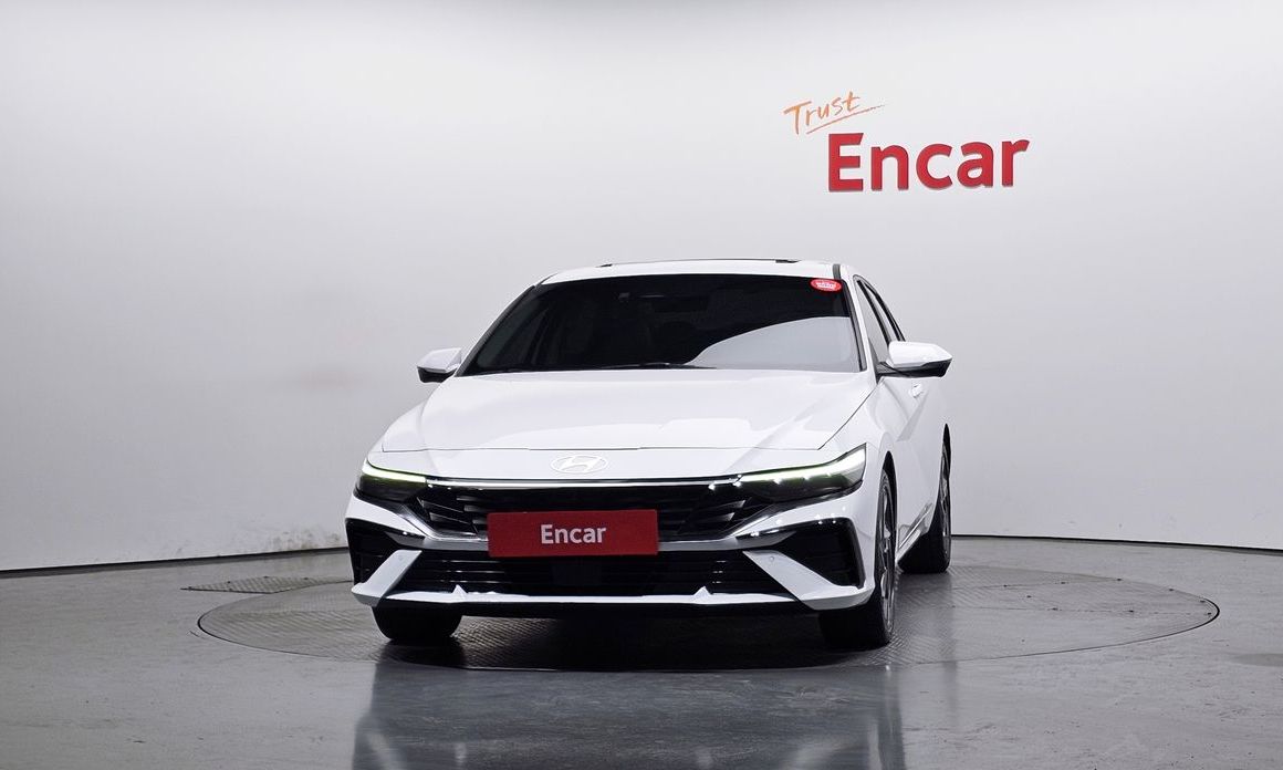 Hyundai AVANTE 2024