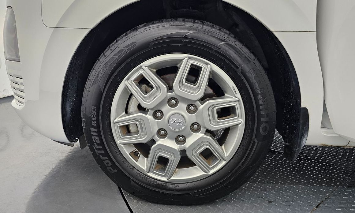 Hyundai Staria 2023