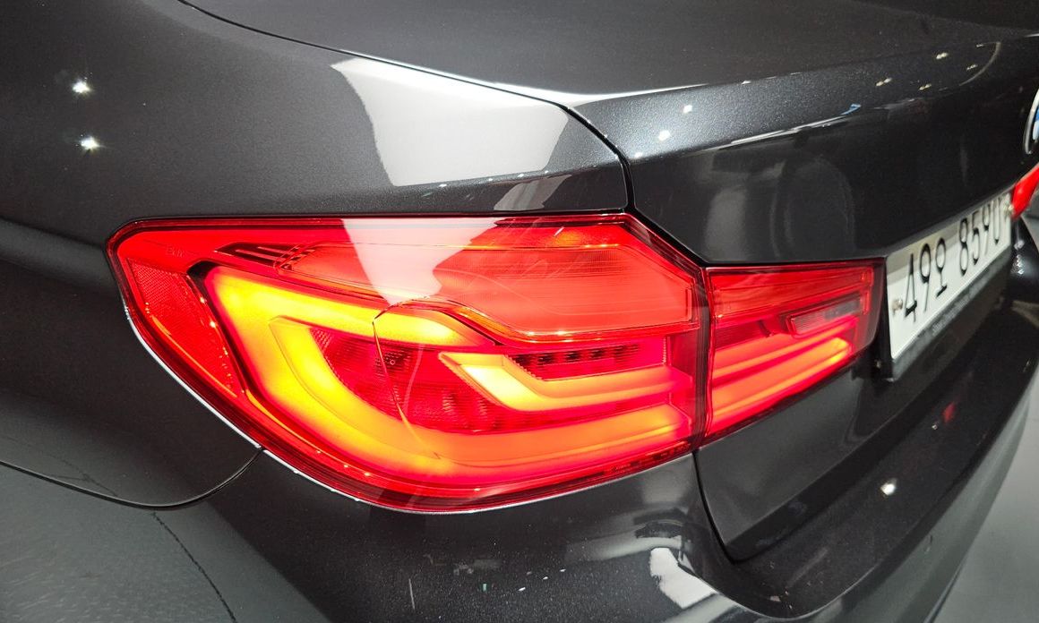 BMW 5-Series 2019