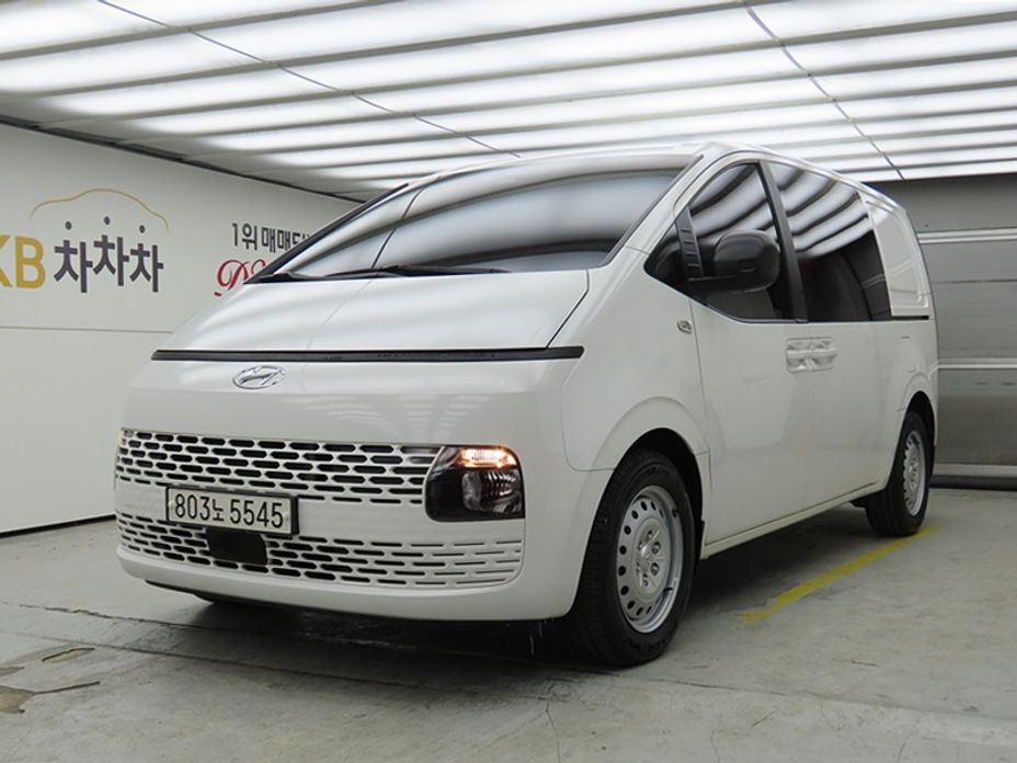Hyundai Staria 2023