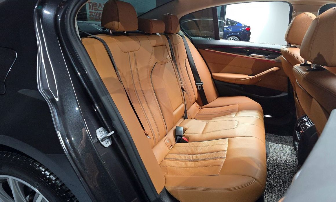 BMW 5-Series 2019