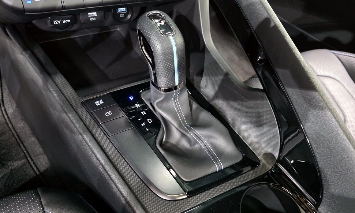 Hyundai AVANTE 2022