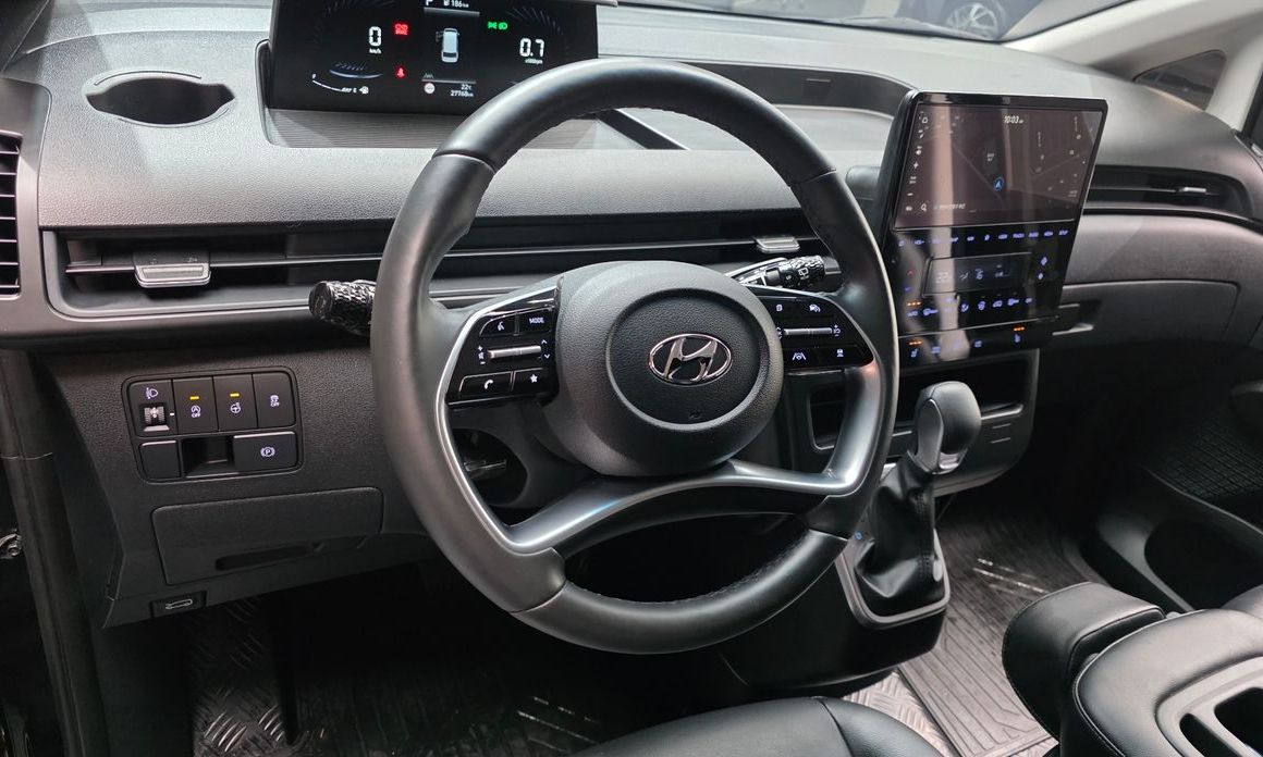 Hyundai Staria 2022