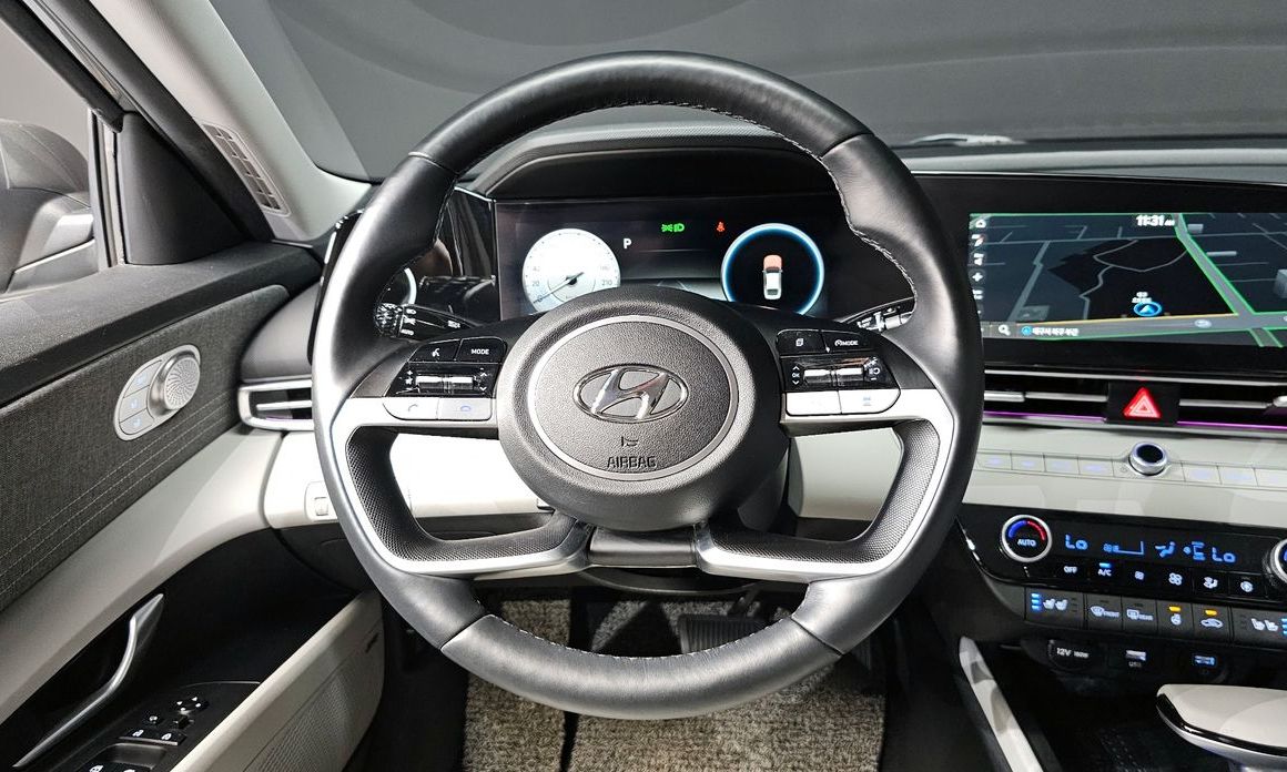 Hyundai AVANTE 2022