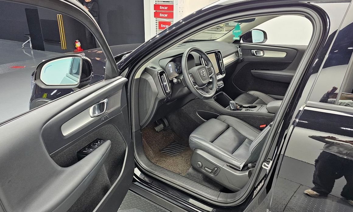 Volvo XC40 2021