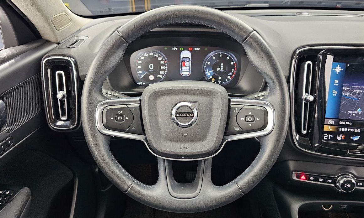 Volvo XC40 2021