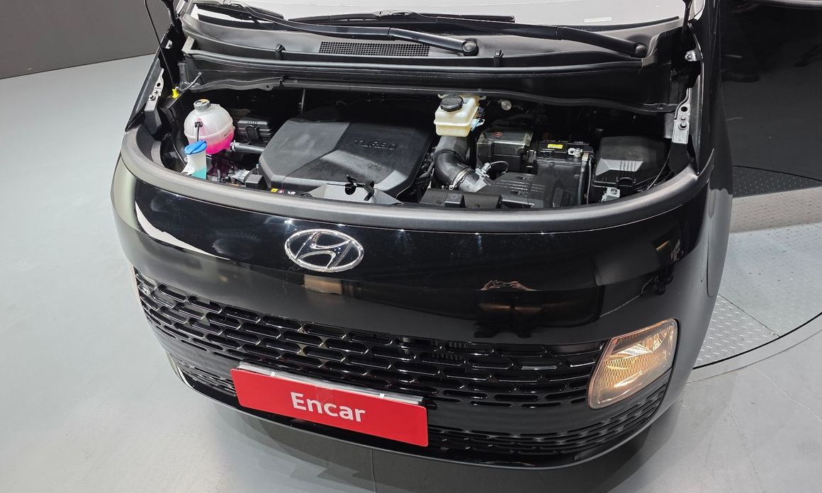 Hyundai Staria 2022