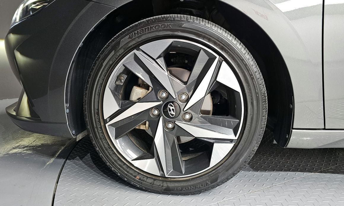 Hyundai AVANTE 2022