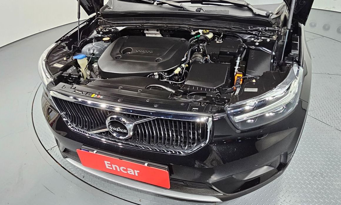 Volvo XC40 2021