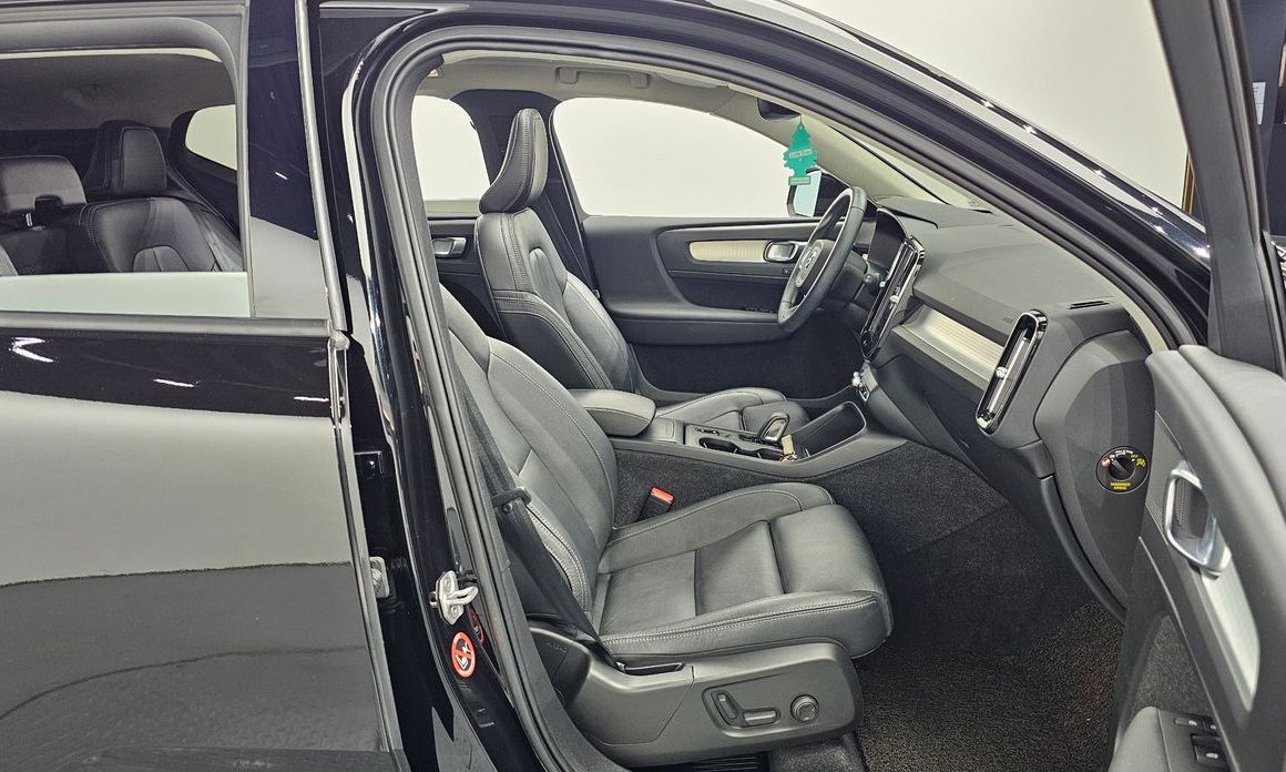 Volvo XC40 2021