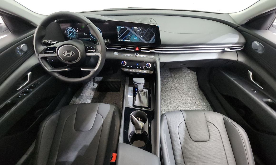 Hyundai AVANTE 2026
